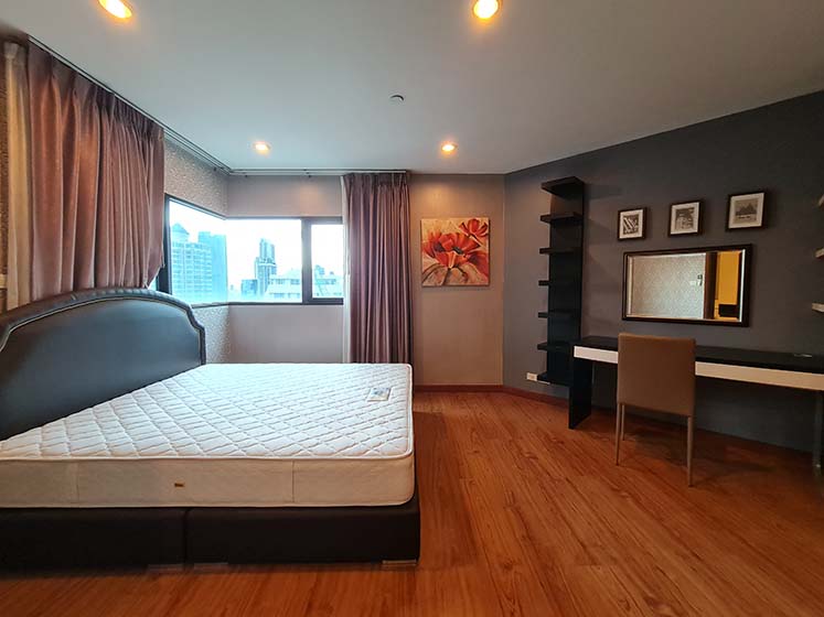 Condominium in Sathorn 